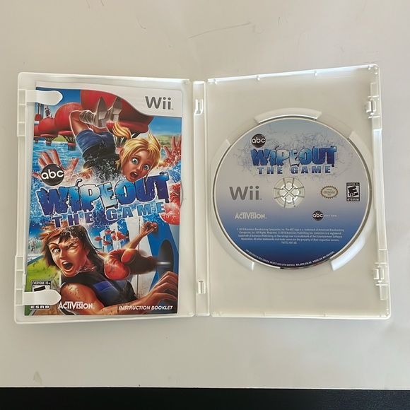 Nintendo Wii 2010 ABC Wipeout The Game Activision Video Game - Picture 6 of 10
